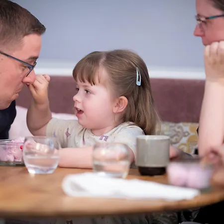 Strandparken Отель Хольбек